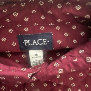 PLACE Burgundy Micro-Print Button-Up Shirt